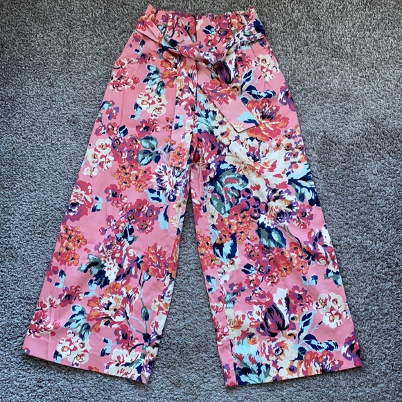Floral Paperbag Waist Culottes Size XS - Picture 6 of 8